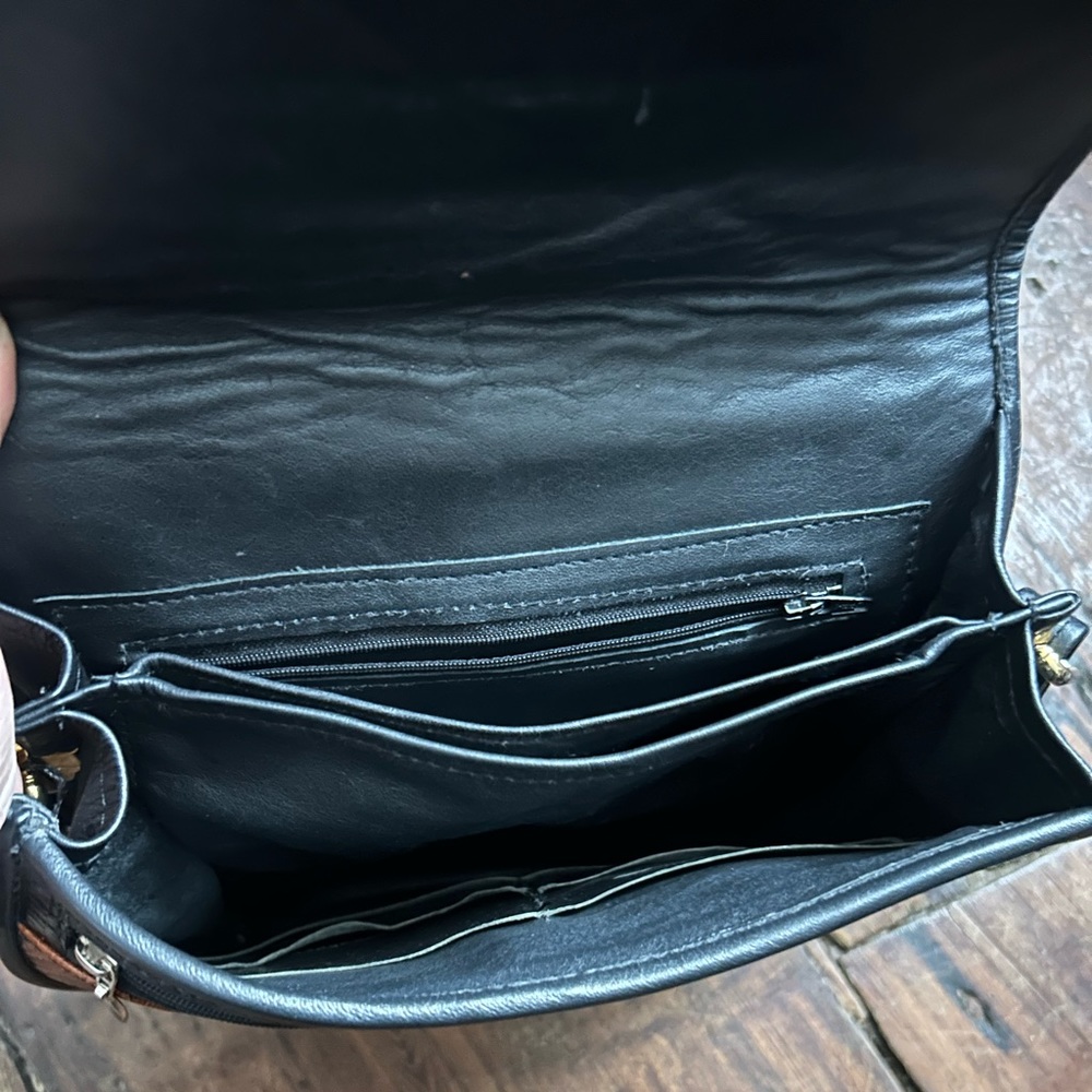 Roche Ventura Black & Brown Burma Leather Shoulder Bag - Picture 11 of 12